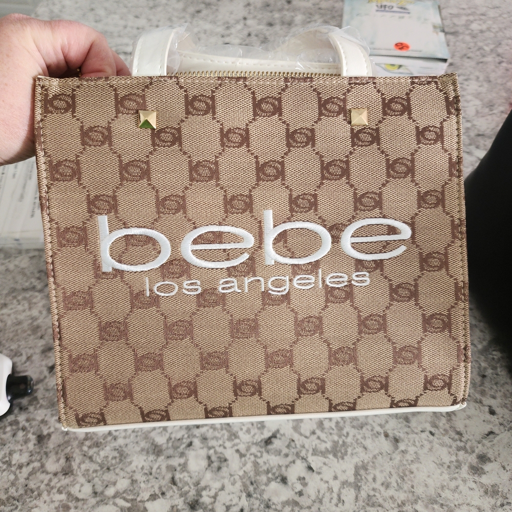 New With Tags Bebe Los Angeles Brown Tote Bag With Shoulder Strap